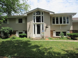 2117 Azalea Dr, Highland, IN 46322