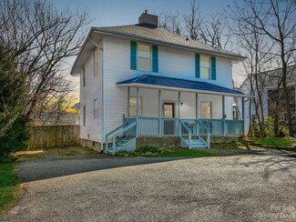 95 Baker Ave, Asheville, NC 28806