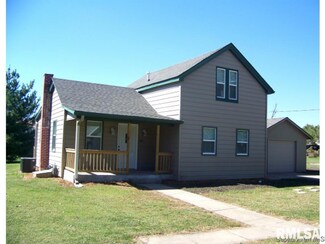 216 East St, Franklin, IL 62638