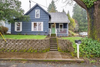 146 SE Alder St, Toledo, OR 97391