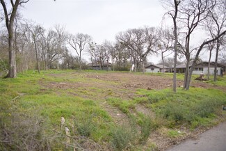112 Townes Dr, Lakeside, TX 76108