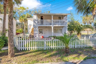 215 E Voorhis Ave Unit 2D, Deland, FL 32724