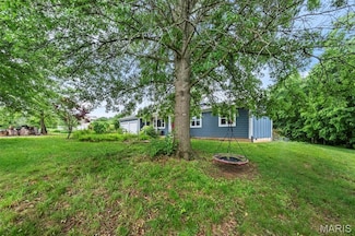 3190 Creek Rd, Moscow Mills, MO 63362