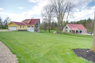 24786 Quarry Rd, Wellington, OH 44090