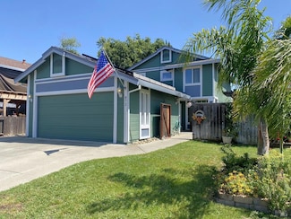 872 Meadowhawk Dr, Vacaville, CA 95687