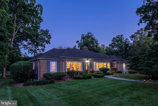 14515 Manor Park Dr, Rockville, MD 20853