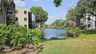 5975 Terrace Park Dr N Unit 102, Saint Petersburg, FL 33709