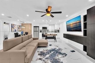 923 NW 110th St Unit A, Miami, FL 33168