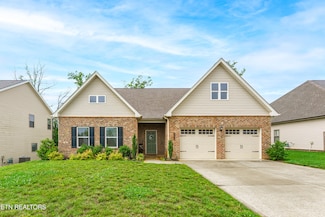 284 Aspen Dr, Lenoir City, TN 37771
