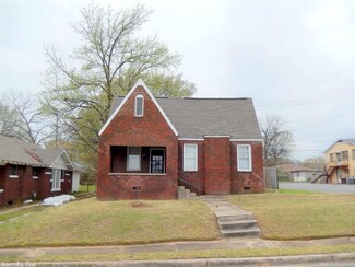 1413 Moss St, North Little Rock, AR 72114