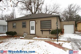 1929 S Cotner Blvd, Lincoln, NE 68506