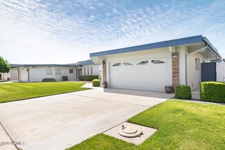 10619 W Loma Blanca Dr, Sun City, AZ 85351