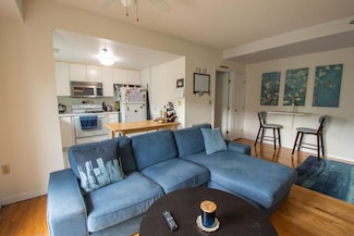 655 Concord Ave Unit 403, Cambridge, MA 02138