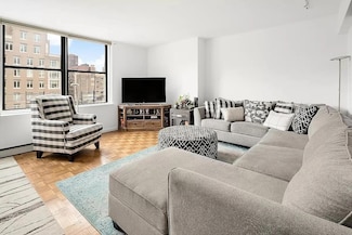 2250 Broadway Unit 14B, New York, NY 10024
