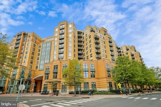 2720 S Arlington Mill Dr Unit 1009, Arlington, VA 22206