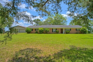 7618 Texas 87 S, Milam, TX 75959