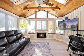 224 Prince St NE, Leesburg, VA 20176