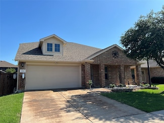 484 Harding Ln, Lavon, TX 75166