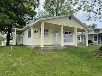 583 Pearl Beach Dr N, Coldwater, MI 49036