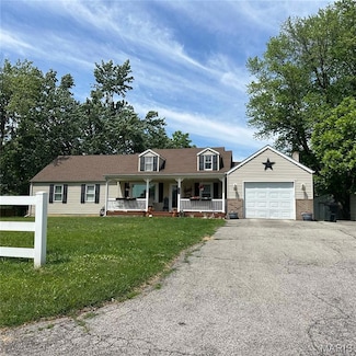 120 Oakland Dr, Hannibal, MO 63401
