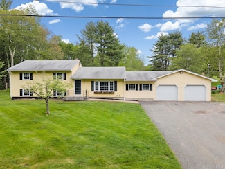 323 Harris Rd, Monticello, NY 12701