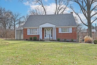 6640 Meadow Ridge Ln, Cincinnati, OH 45237