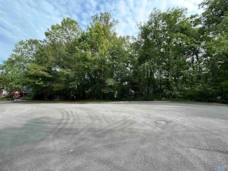 1327 Shadow Ridge Dr SE, Huntsville, AL 35803