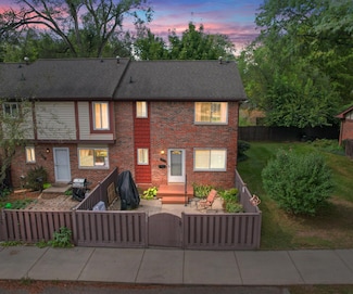955 Terrace Ln N, Ypsilanti, MI 48198