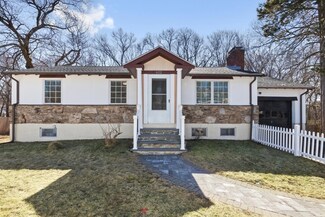 622 Boylston St, Newton Center, MA 02459