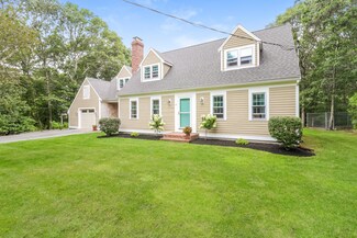 15 Wing Ln, South Dennis, MA 02660