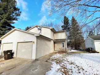 3113 Beech St, Midland, MI 48642