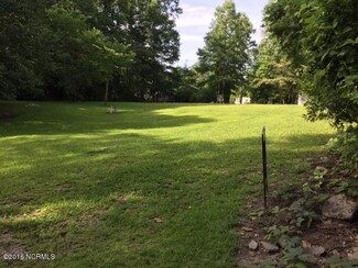 178 River Rd, Blounts Creek, NC 27814