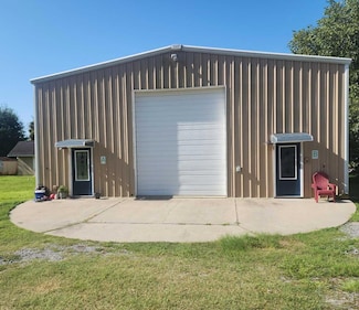3217 Wallace Lake Rd, Pace, FL 32571