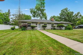 24710 Lathrup Blvd, Southfield, MI 48075