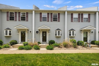 3329 W King James Rd, Peoria, IL 61615