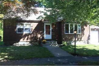 50 Hunthurst Cir, Worcester, MA 01602