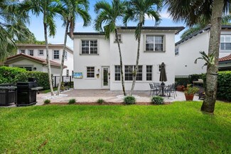 559 Tomahawk Ct, Palm Beach Gardens, FL 33410