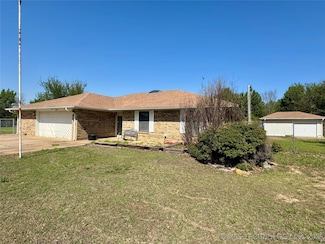 1310 Lou Allard Dr, Drumright, OK 74030