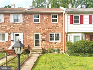 14717 Barksdale St, Woodbridge, VA 22193