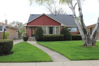 6929 W Seward St, Niles, IL 60714