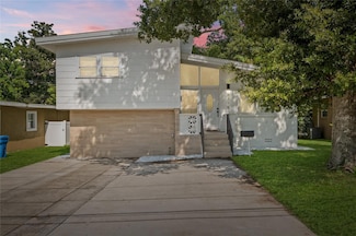 5115 16th St N, Saint Petersburg, FL 33703