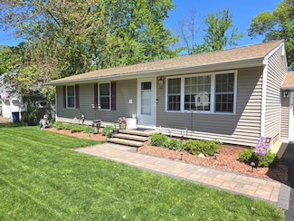 45 Russell Dr, Vernon Rockville, CT 06066