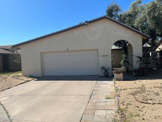 4005 W Navajo Dr, Phoenix, AZ 85051
