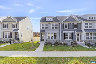 2209 Woodburn Rd, Charlottesville, VA 22901