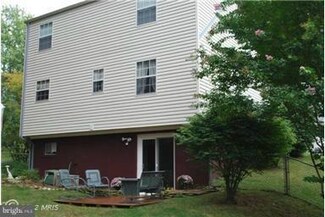 5288 Sudberry Ln, Woodbridge, VA 22193