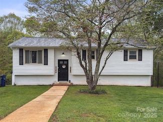 173 8th Ave SW, Conover, NC 28613