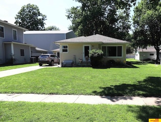515 N 6th St, Arlington, NE 68002