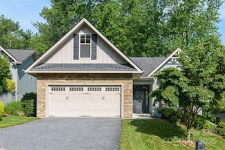 240 Waterside Dr, Hendersonville, NC 28791
