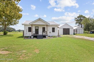 5605 Beau Rd, Maurice, LA 70555