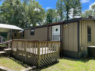 158 Dogwood Ln, Havana, FL 32333
